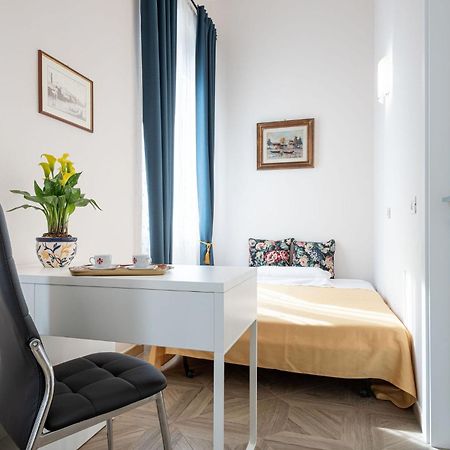 Cadorna Rooms In Florencia Exterior foto
